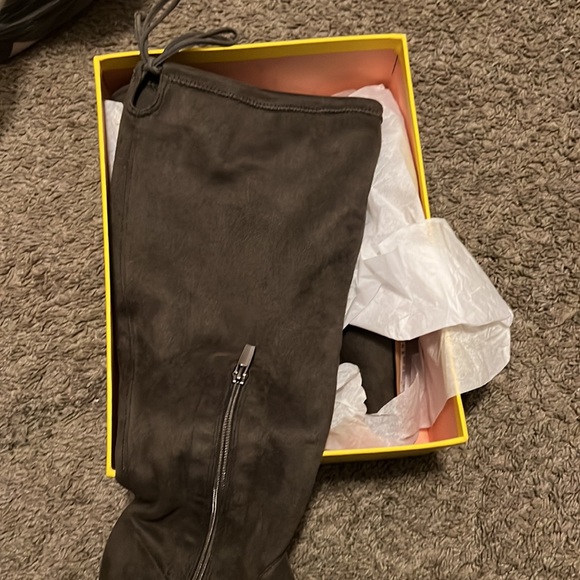 Suede boot - Picture 2 of 3